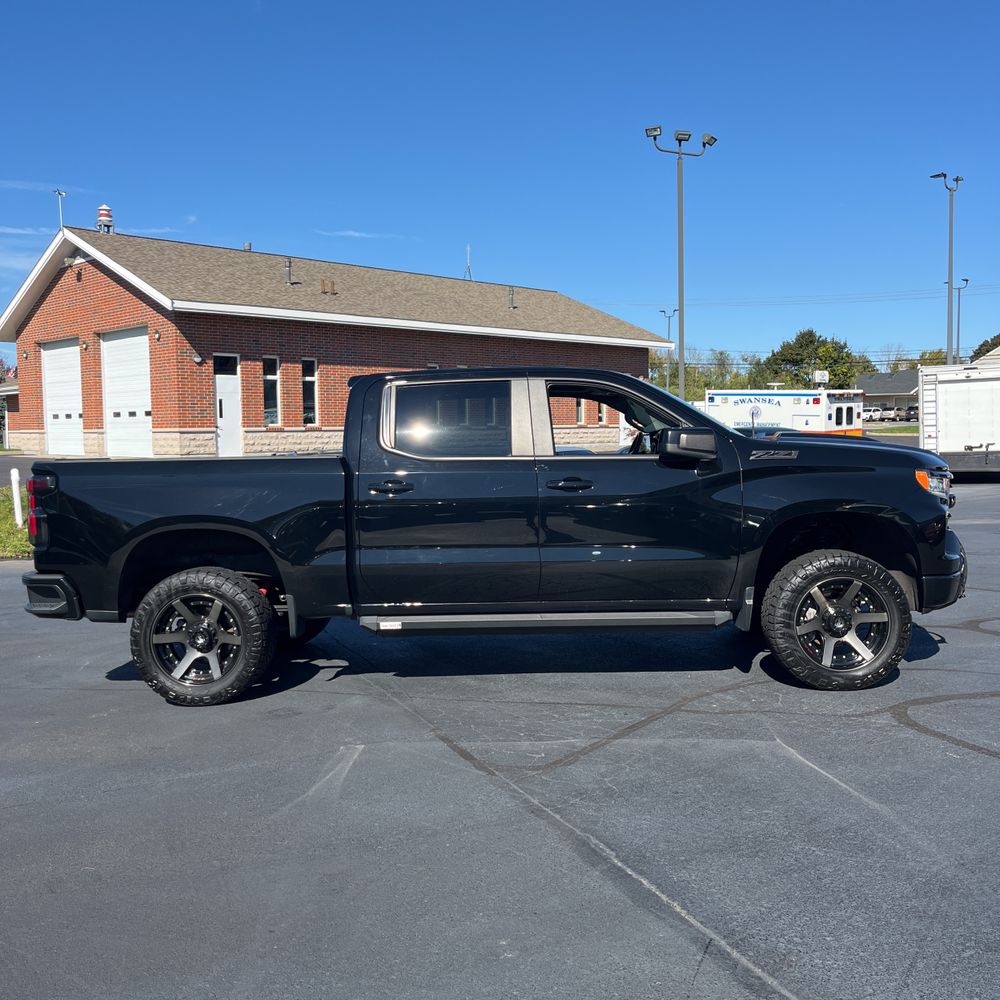 2022 Chevrolet Silverado 1500 LT Trail Boss
