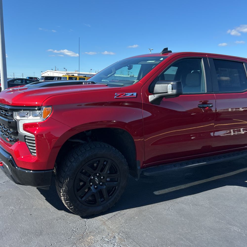 2024 Chevrolet Silverado 1500 LT Trail Boss