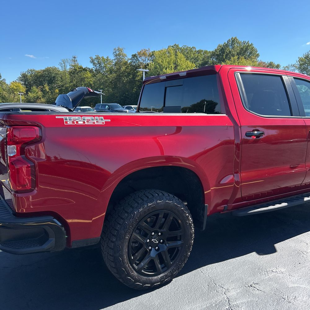 2024 Chevrolet Silverado 1500 LT Trail Boss