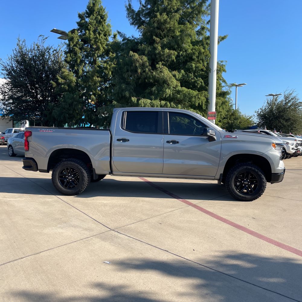 2024 Chevrolet Silverado 1500 LT Trail Boss