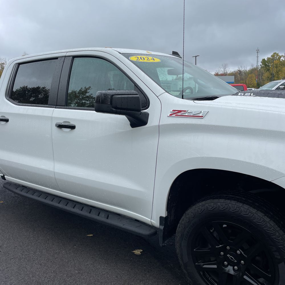 2024 Chevrolet Silverado 1500 LT Trail Boss
