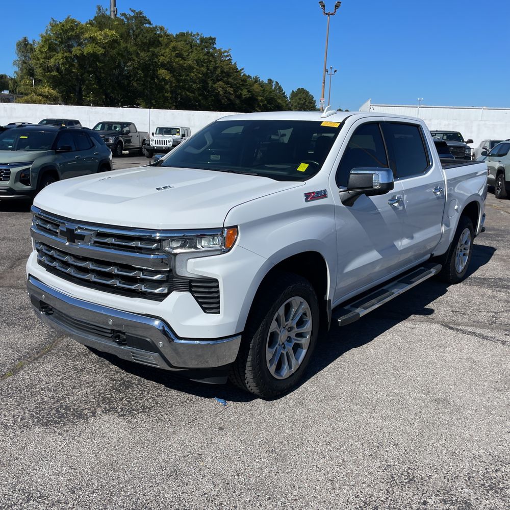 2024 Chevrolet Silverado 1500 LTZ