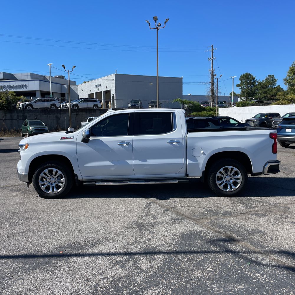 2024 Chevrolet Silverado 1500 LTZ