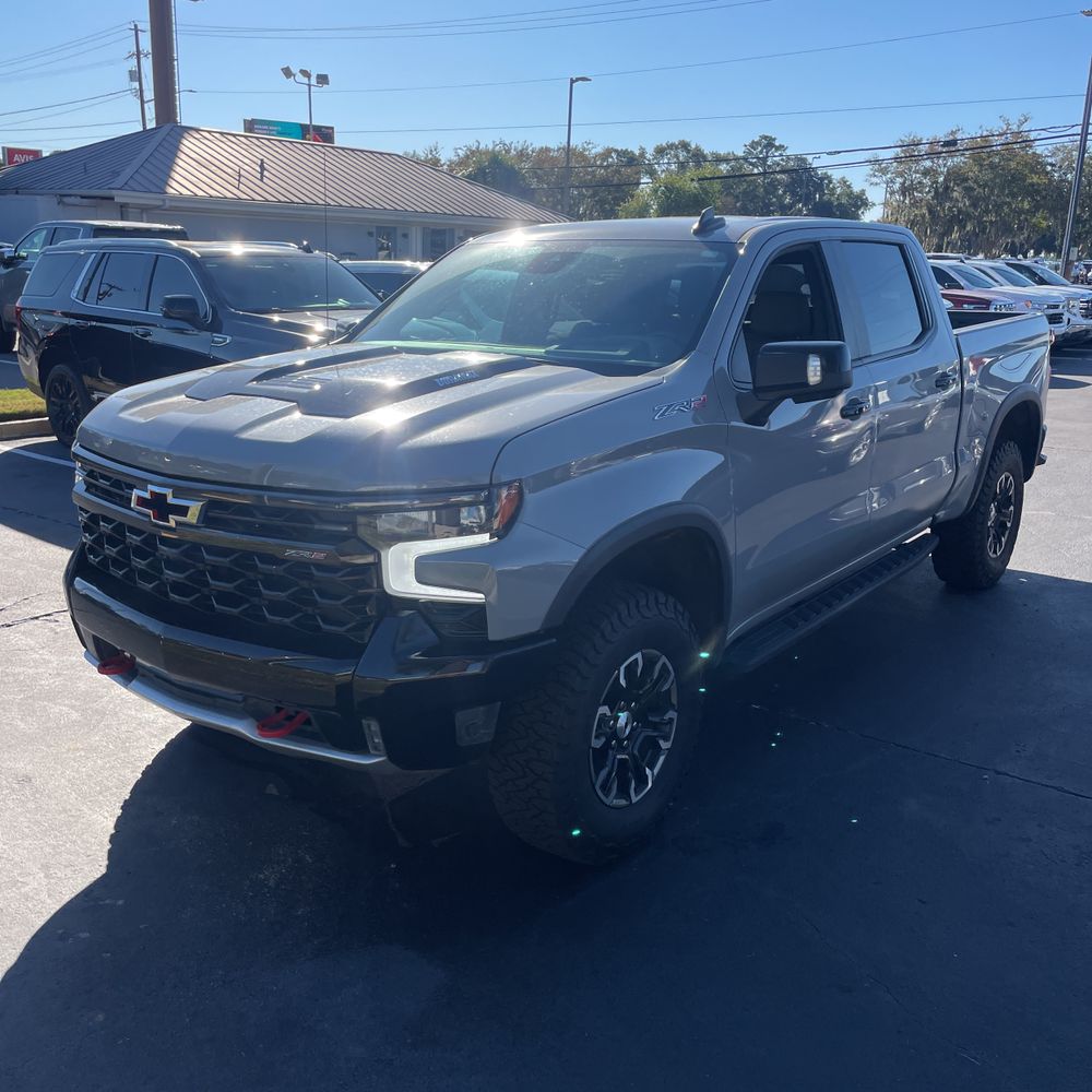 2024 Chevrolet Silverado 1500 ZR2