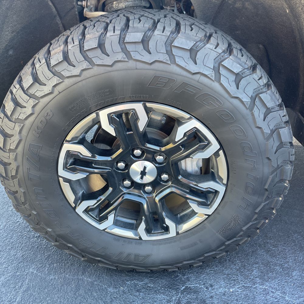 2024 Chevrolet Silverado 1500 ZR2