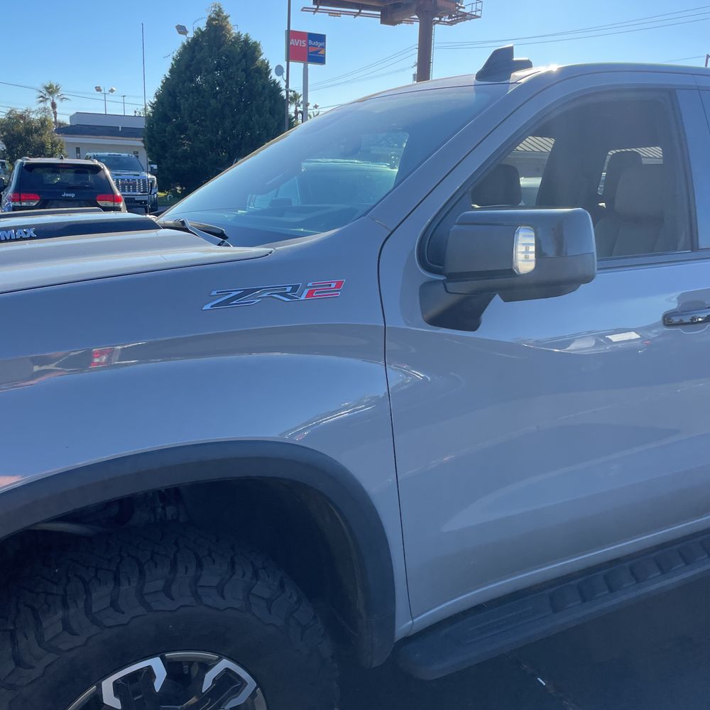2024 Chevrolet Silverado 1500 ZR2