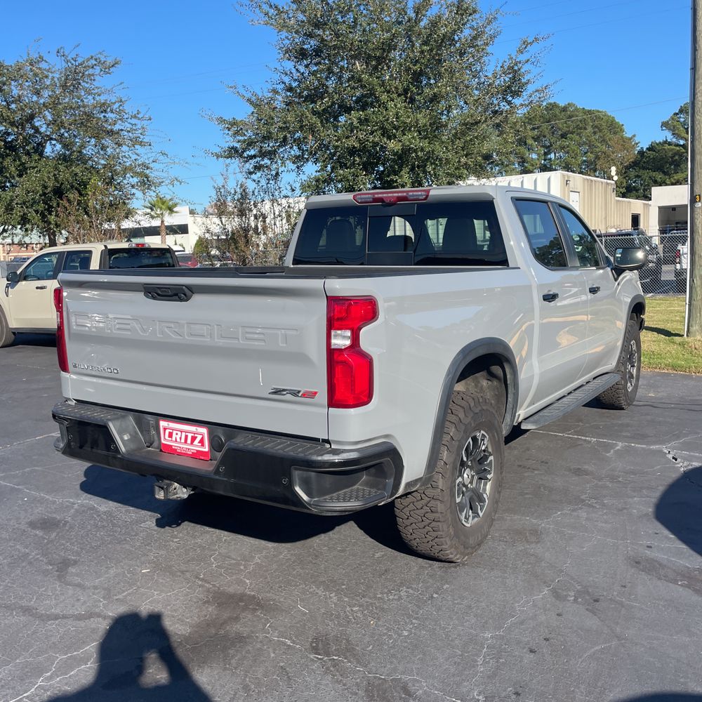 2024 Chevrolet Silverado 1500 ZR2
