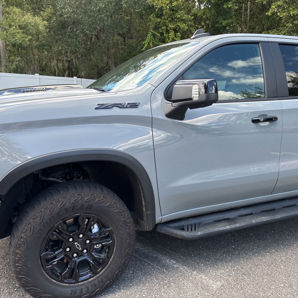 2024 Chevrolet Silverado 1500 ZR2
