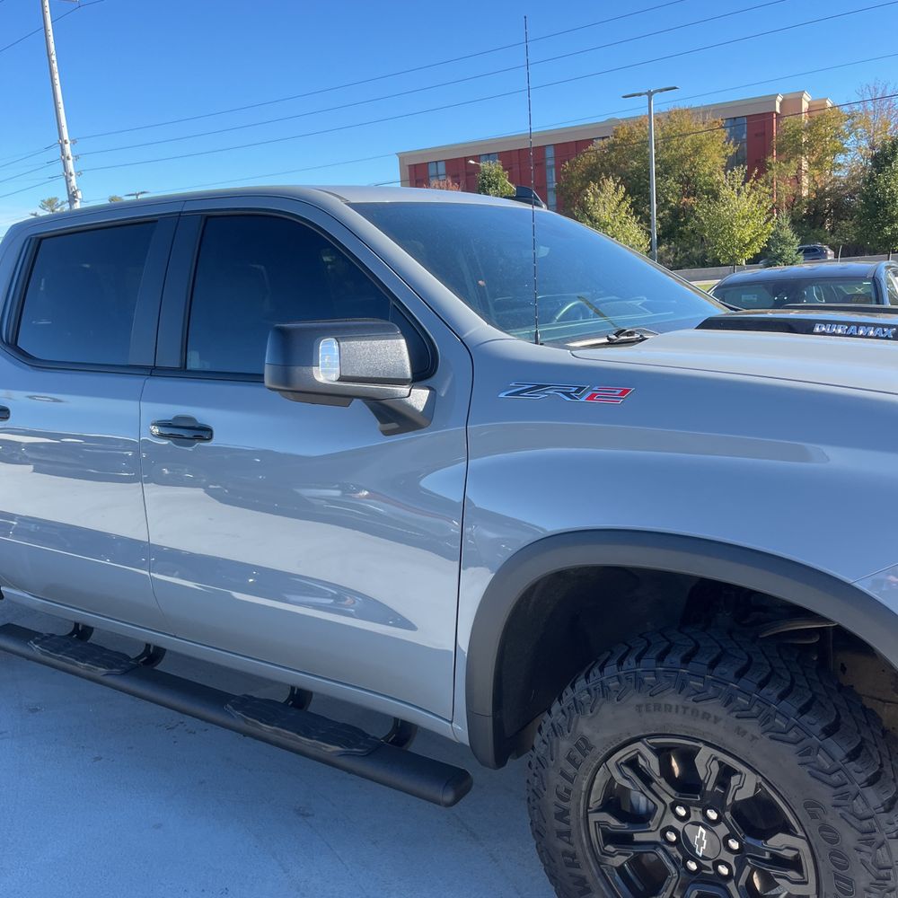 2024 Chevrolet Silverado 1500 ZR2