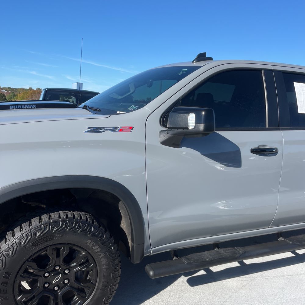 2024 Chevrolet Silverado 1500 ZR2