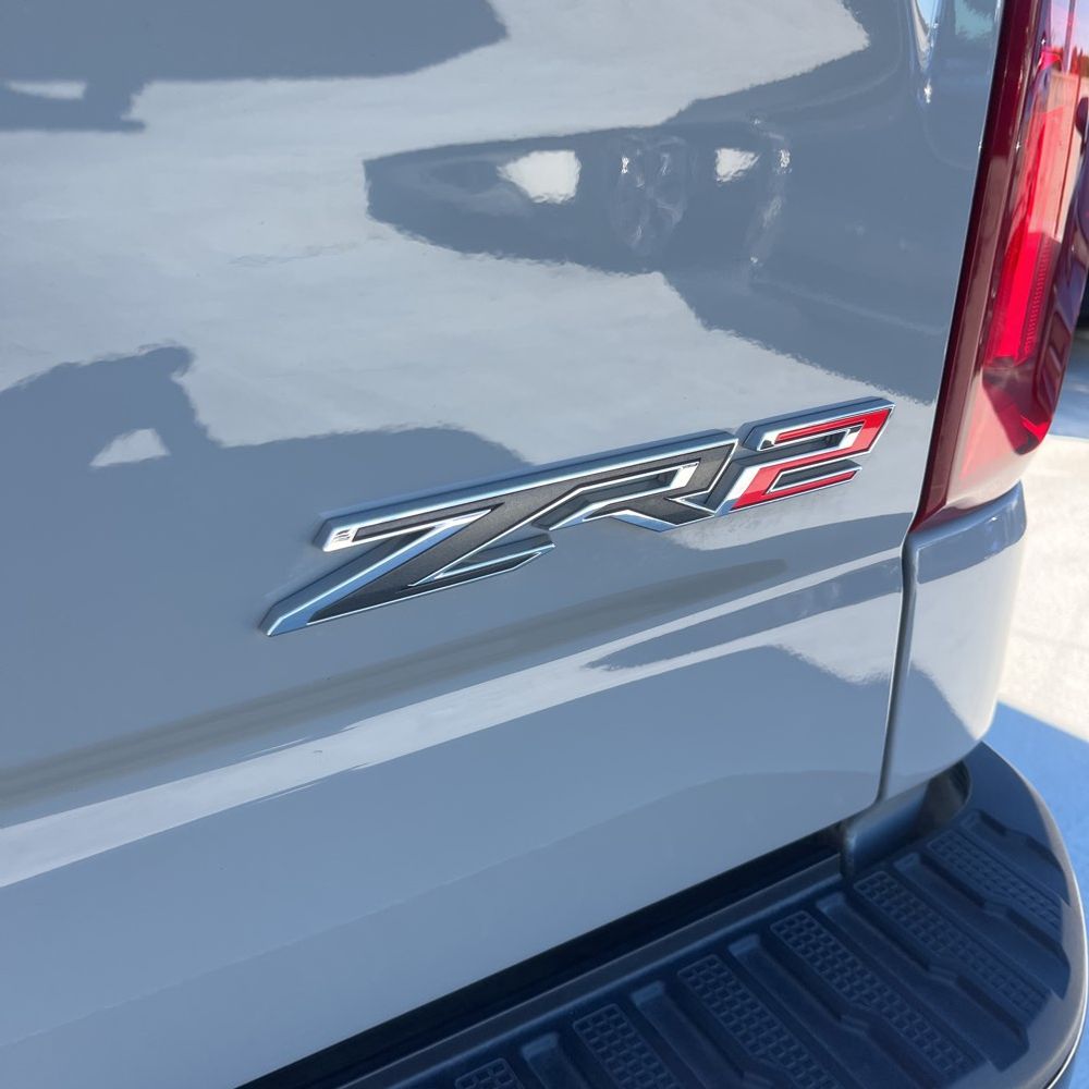 2024 Chevrolet Silverado 1500 ZR2