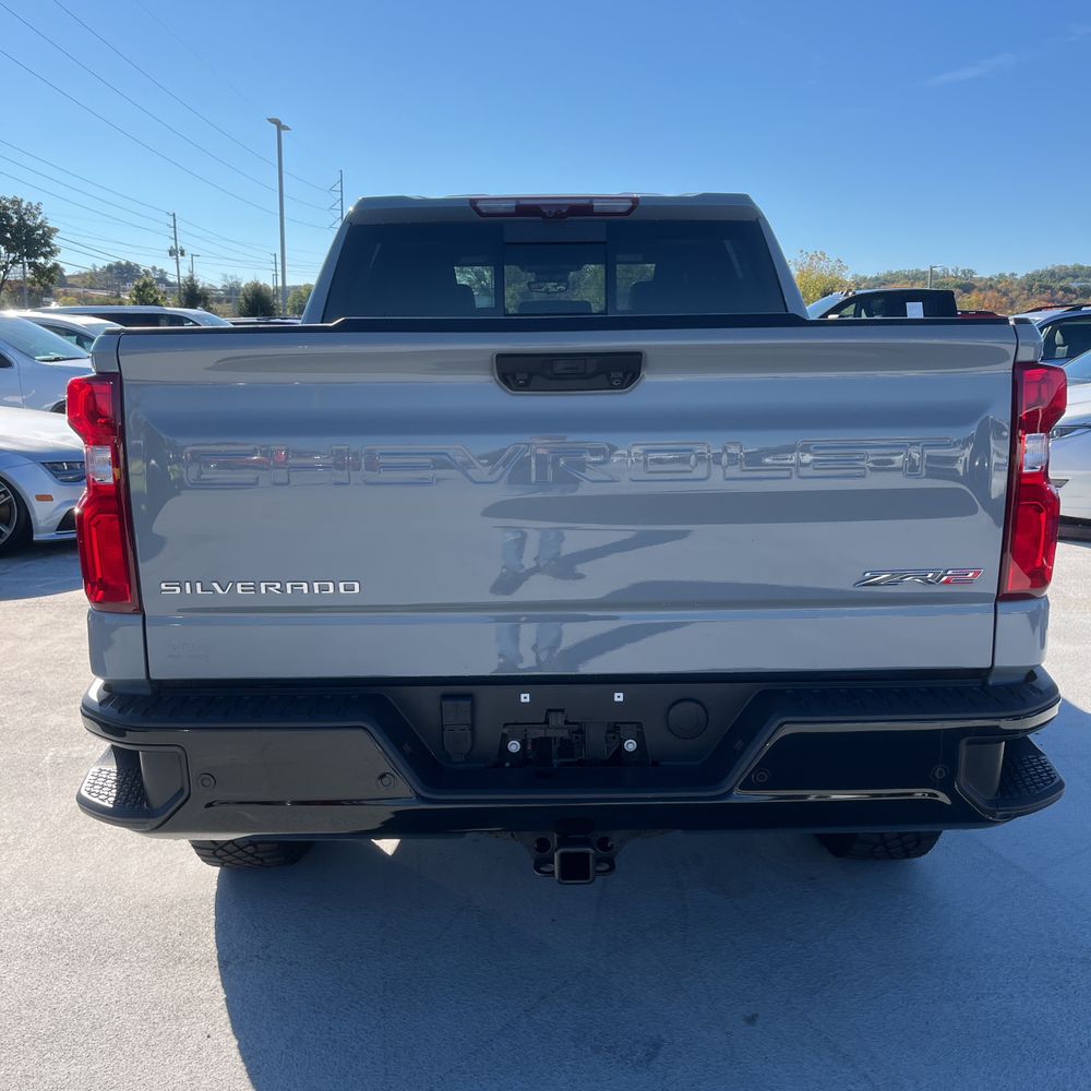 2024 Chevrolet Silverado 1500 ZR2