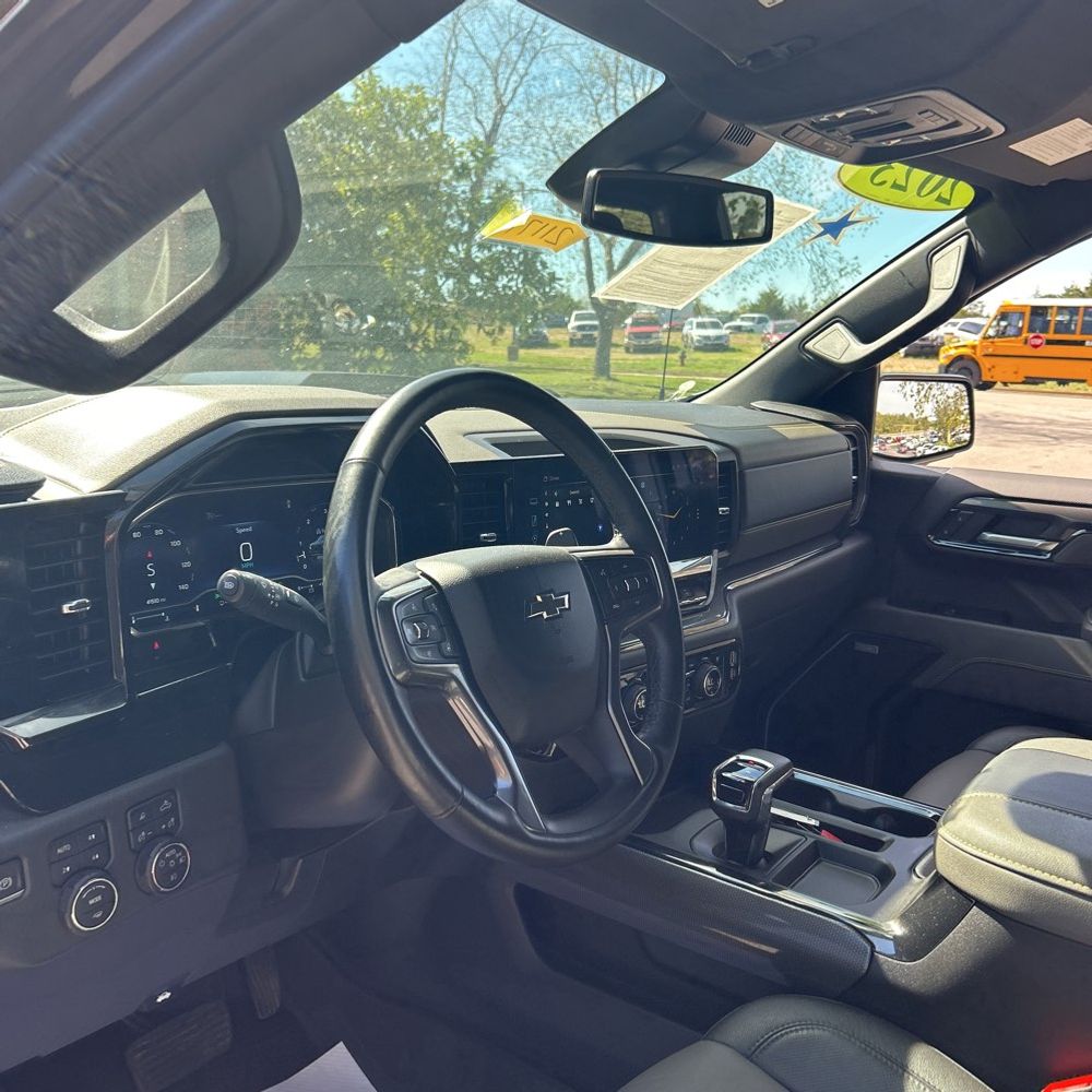 2023 Chevrolet Silverado 1500 ZR2