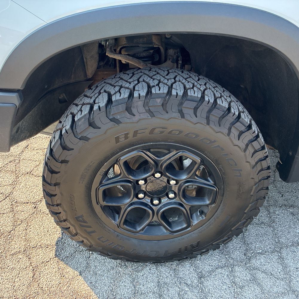 2023 Chevrolet Silverado 1500 ZR2