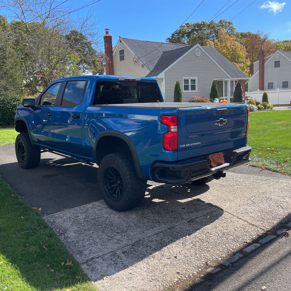 2022 Chevrolet Silverado 1500 ZR2