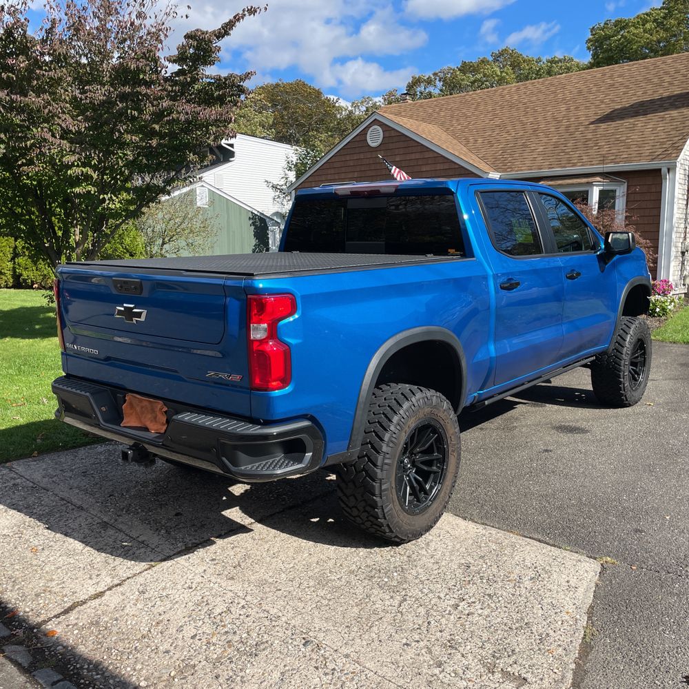 2022 Chevrolet Silverado 1500 ZR2