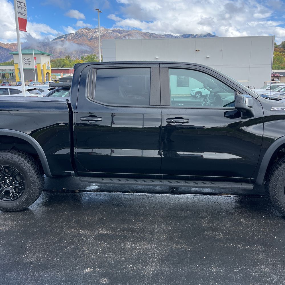 2023 Chevrolet Silverado 1500 ZR2