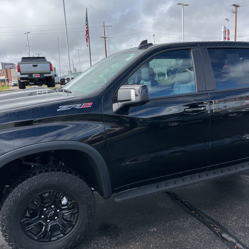 2023 Chevrolet Silverado 1500 ZR2