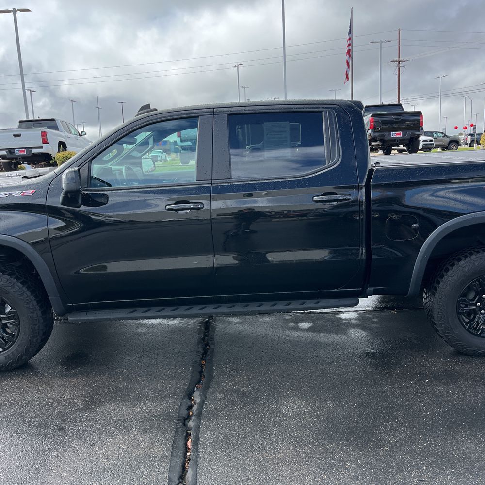 2023 Chevrolet Silverado 1500 ZR2