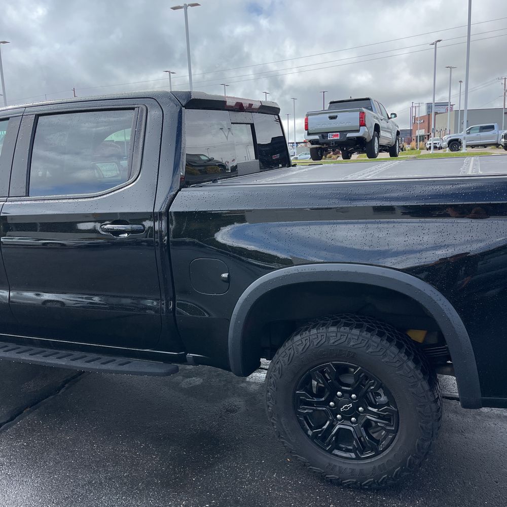 2023 Chevrolet Silverado 1500 ZR2