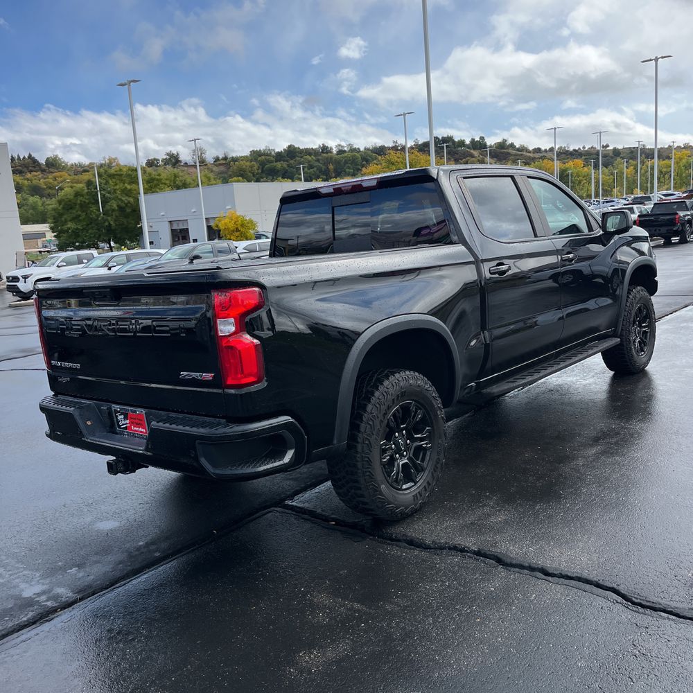 2023 Chevrolet Silverado 1500 ZR2