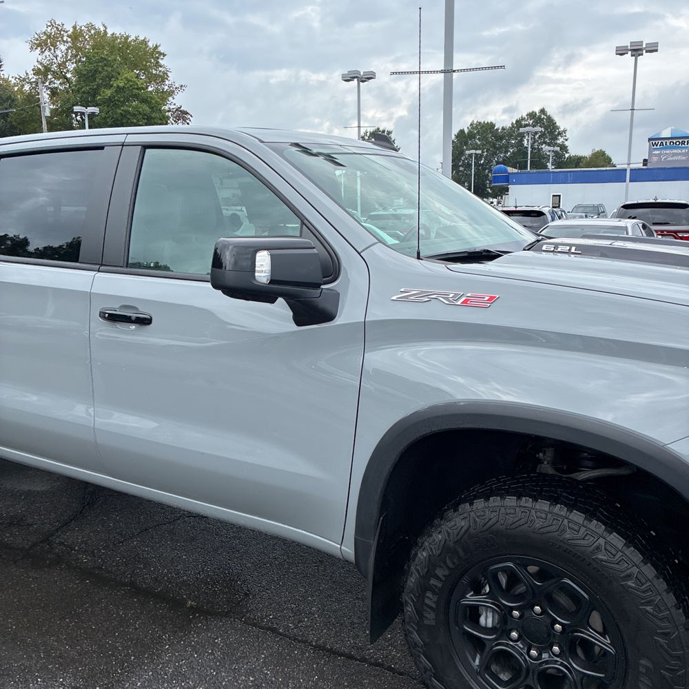2024 Chevrolet Silverado 1500 ZR2