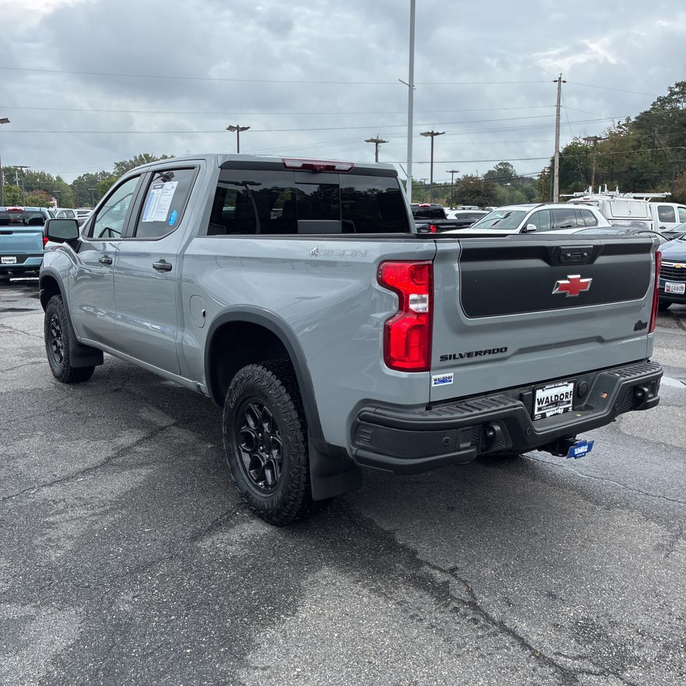 2024 Chevrolet Silverado 1500 ZR2