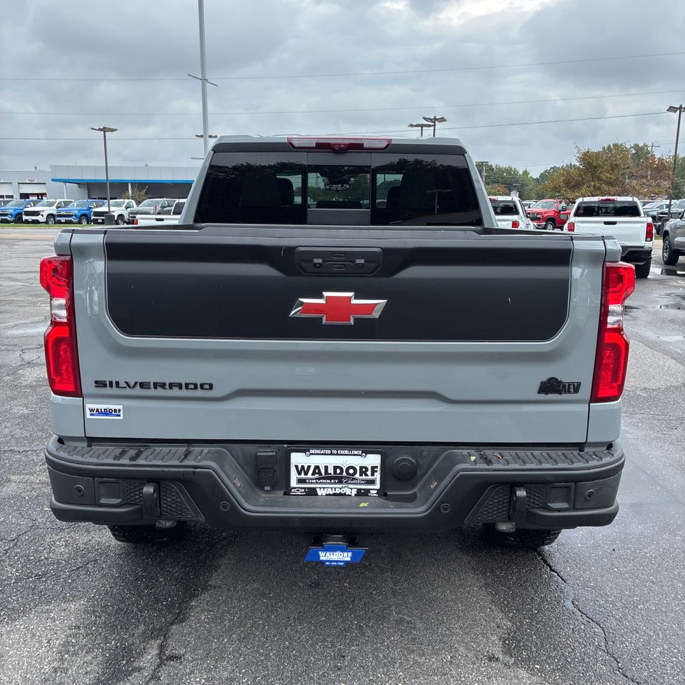 2024 Chevrolet Silverado 1500 ZR2