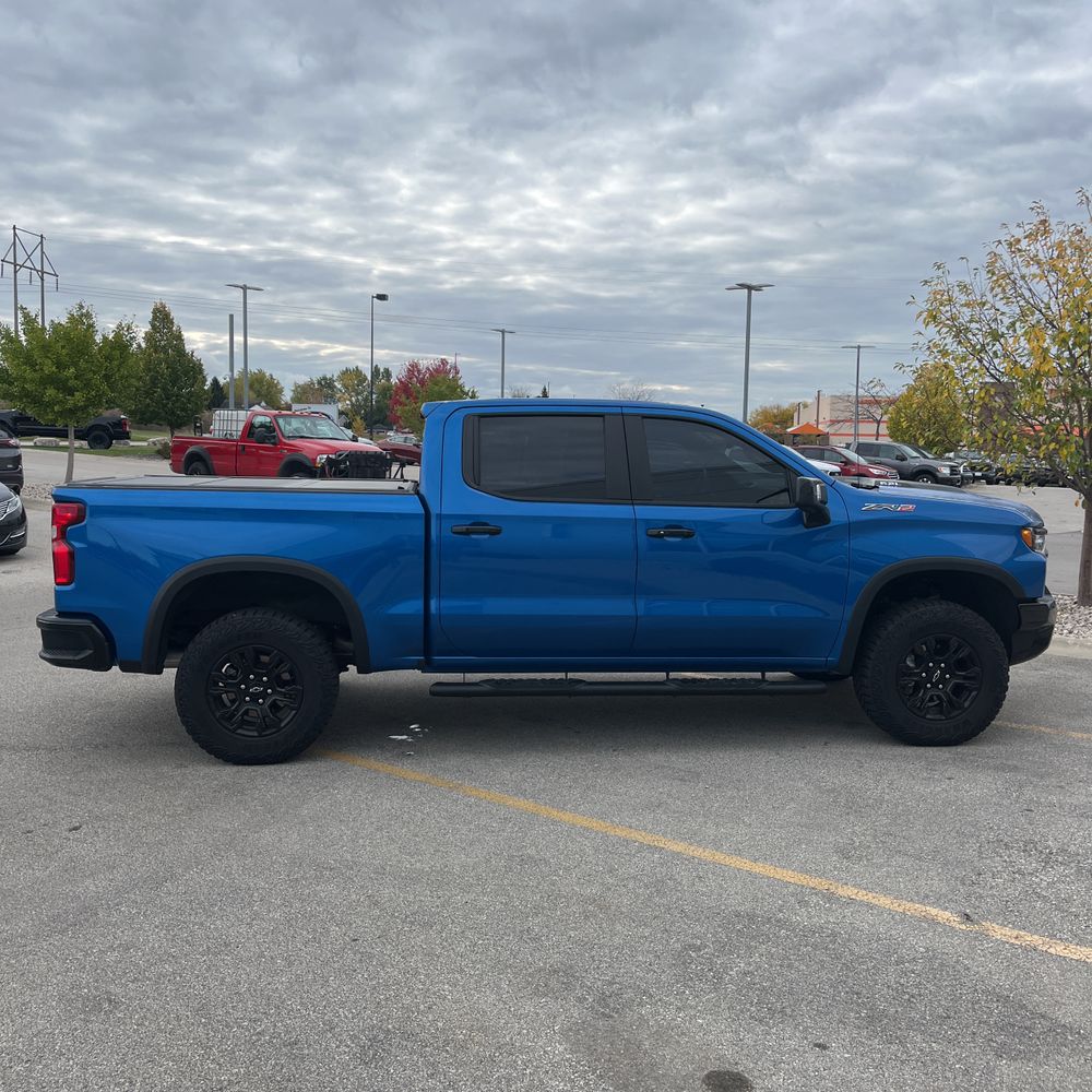 2023 Chevrolet Silverado 1500 ZR2