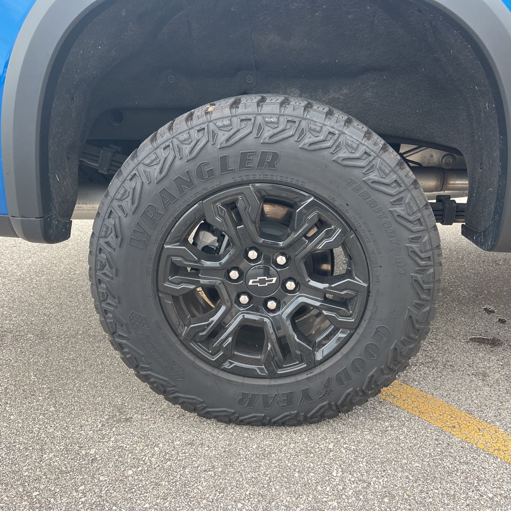 2023 Chevrolet Silverado 1500 ZR2