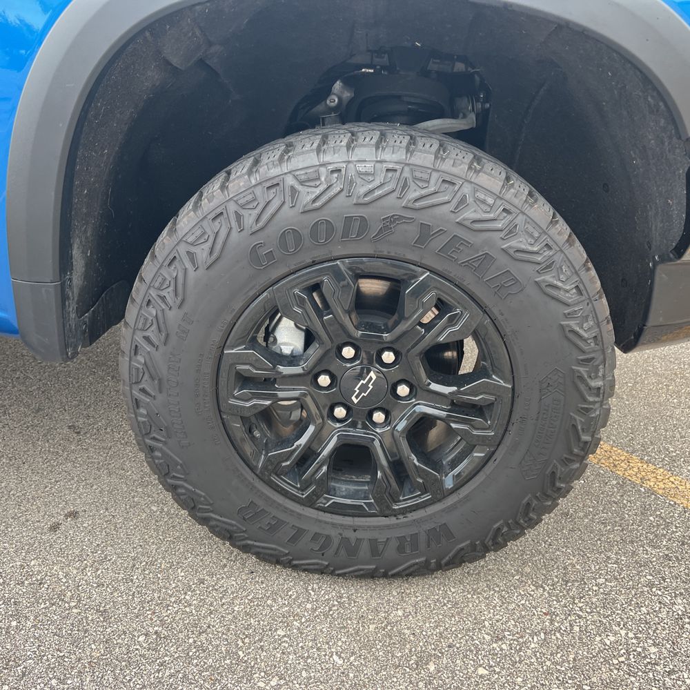 2023 Chevrolet Silverado 1500 ZR2