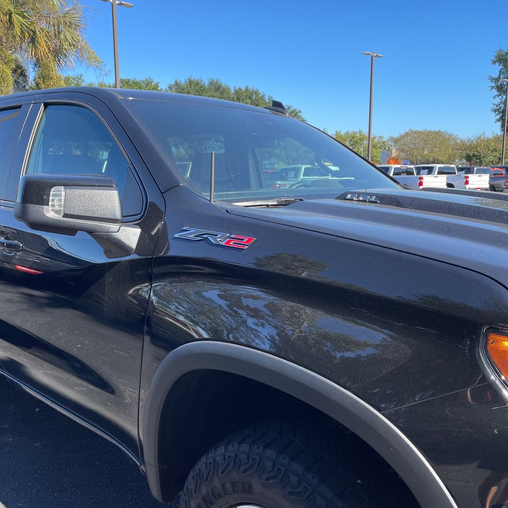 2024 Chevrolet Silverado 1500 ZR2