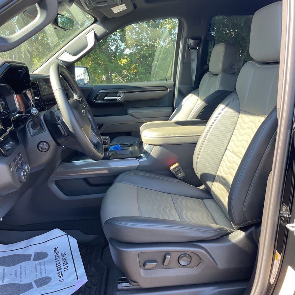 2024 Chevrolet Silverado 1500 ZR2
