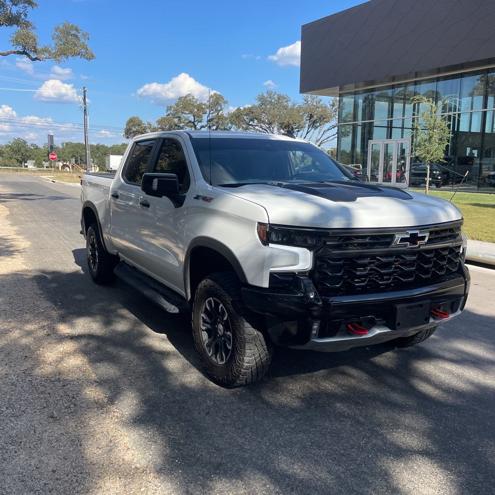 2024 Chevrolet Silverado 1500 ZR2