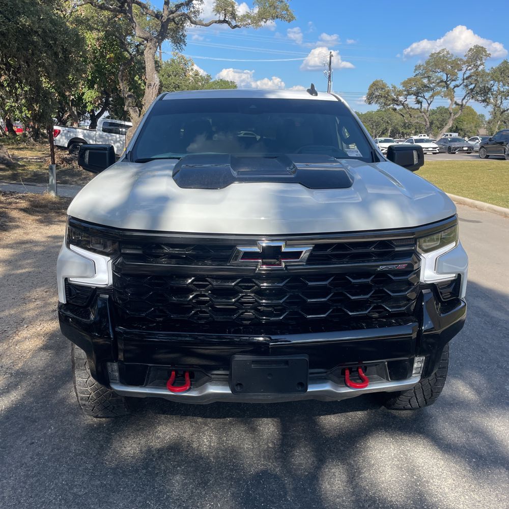 2024 Chevrolet Silverado 1500 ZR2