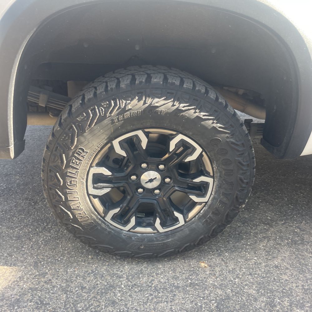 2024 Chevrolet Silverado 1500 ZR2