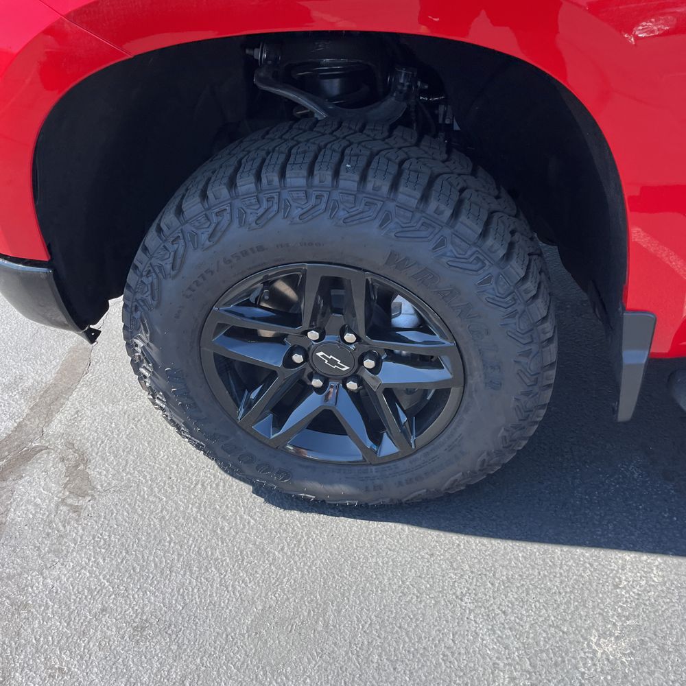 2025 Chevrolet Silverado 1500 Custom Trail Boss