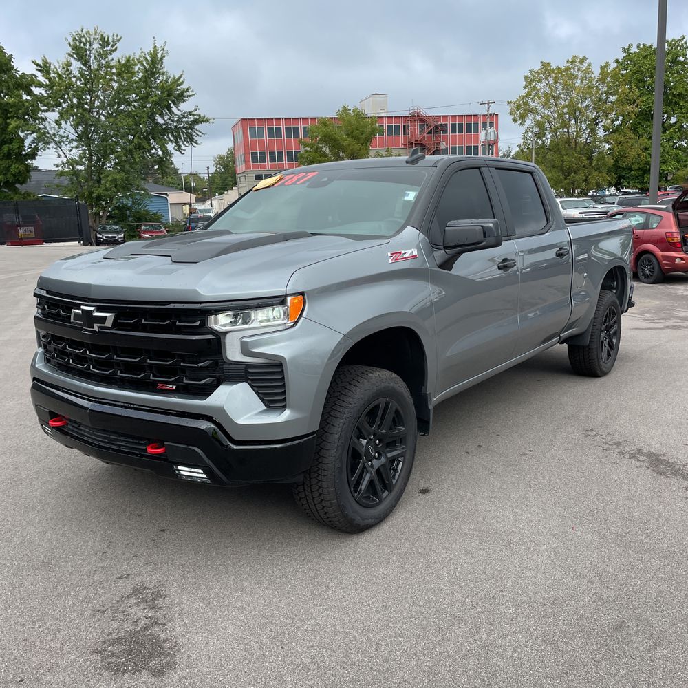 2025 Chevrolet Silverado 1500 LT Trail Boss
