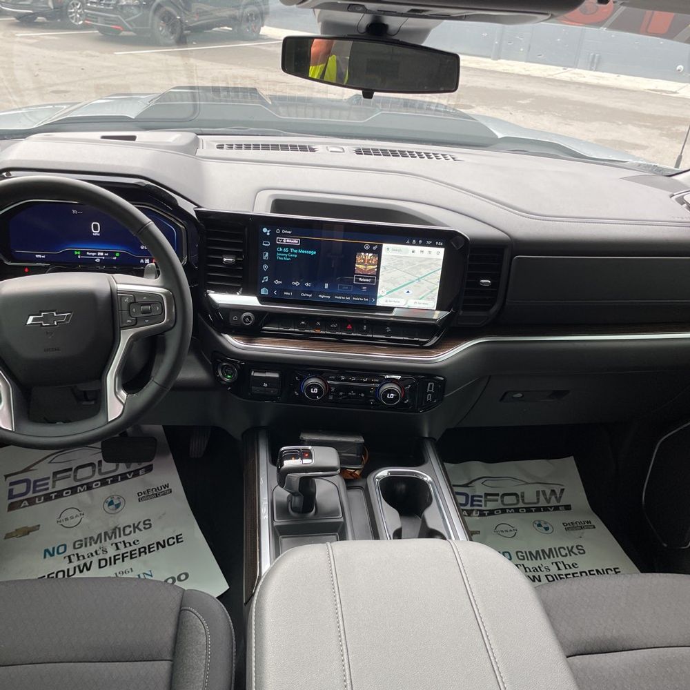 2025 Chevrolet Silverado 1500 LT Trail Boss