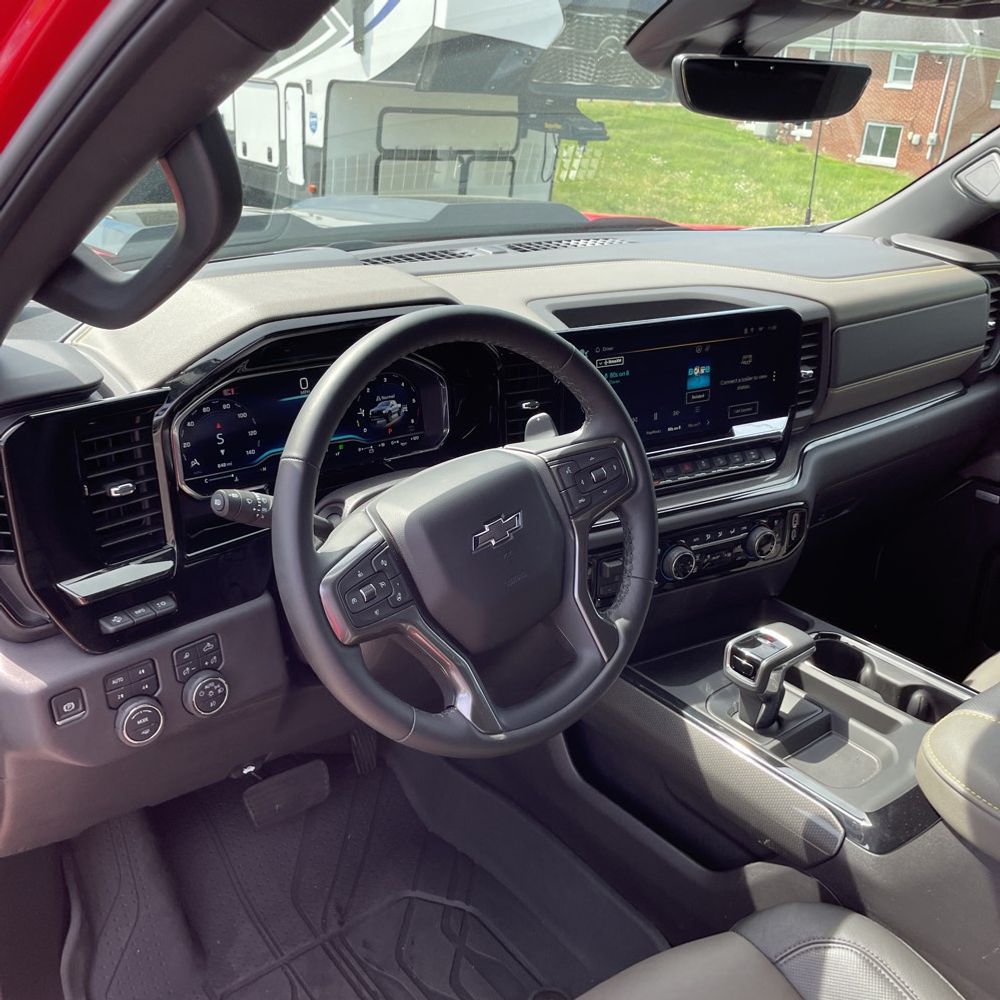 2025 Chevrolet Silverado 1500 ZR2