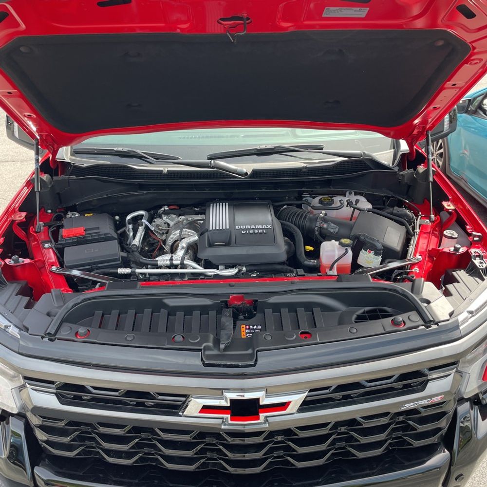 2025 Chevrolet Silverado 1500 ZR2
