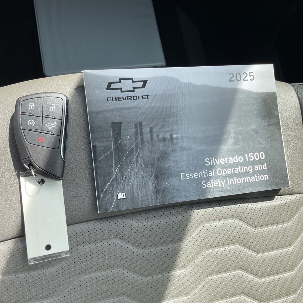 2025 Chevrolet Silverado 1500 ZR2