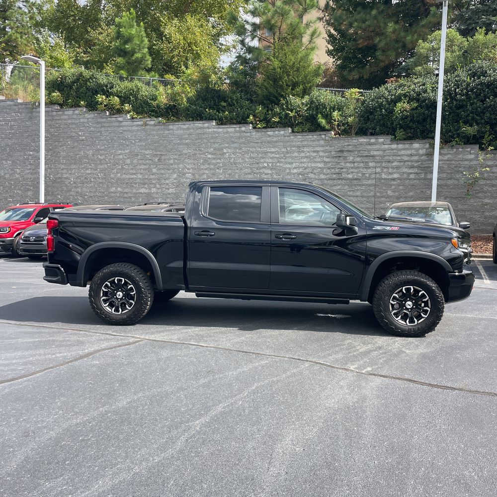 2025 Chevrolet Silverado 1500 ZR2