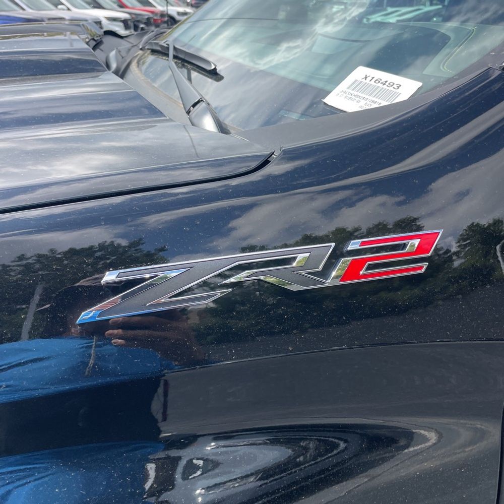 2025 Chevrolet Silverado 1500 ZR2