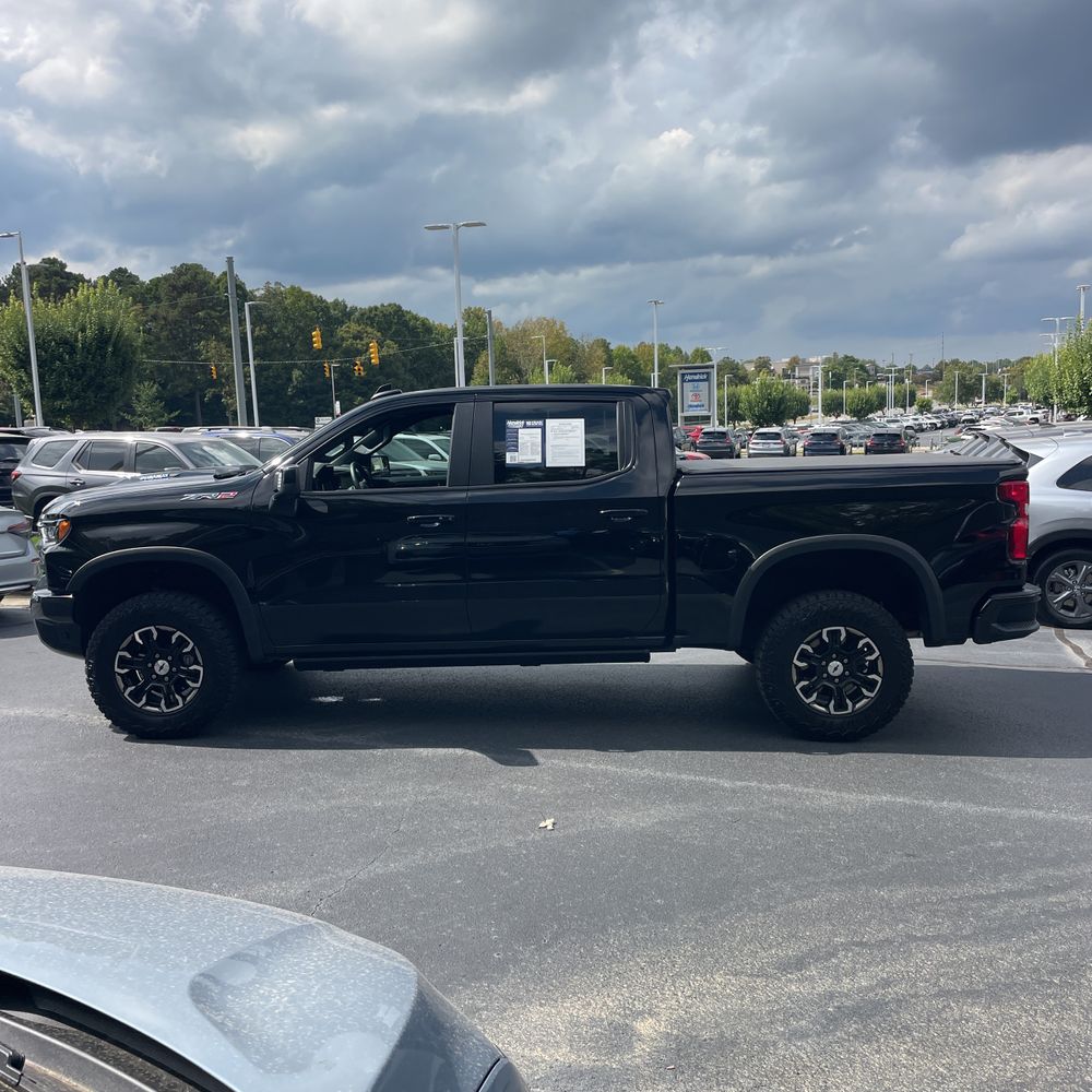 2025 Chevrolet Silverado 1500 ZR2