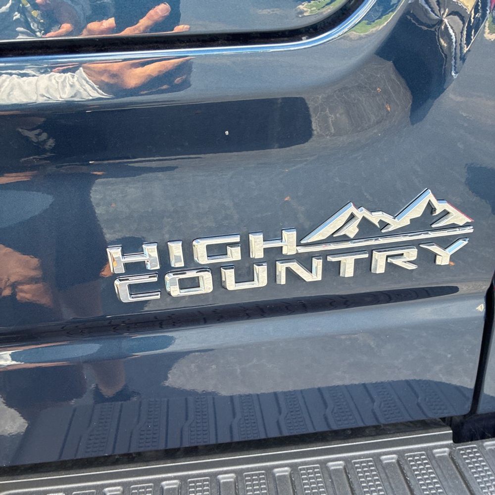 2022 Chevrolet Silverado 1500 Limited High Country