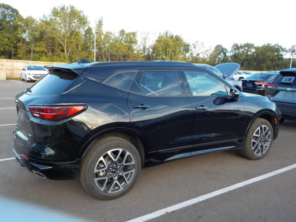 2025 Chevrolet Blazer LT