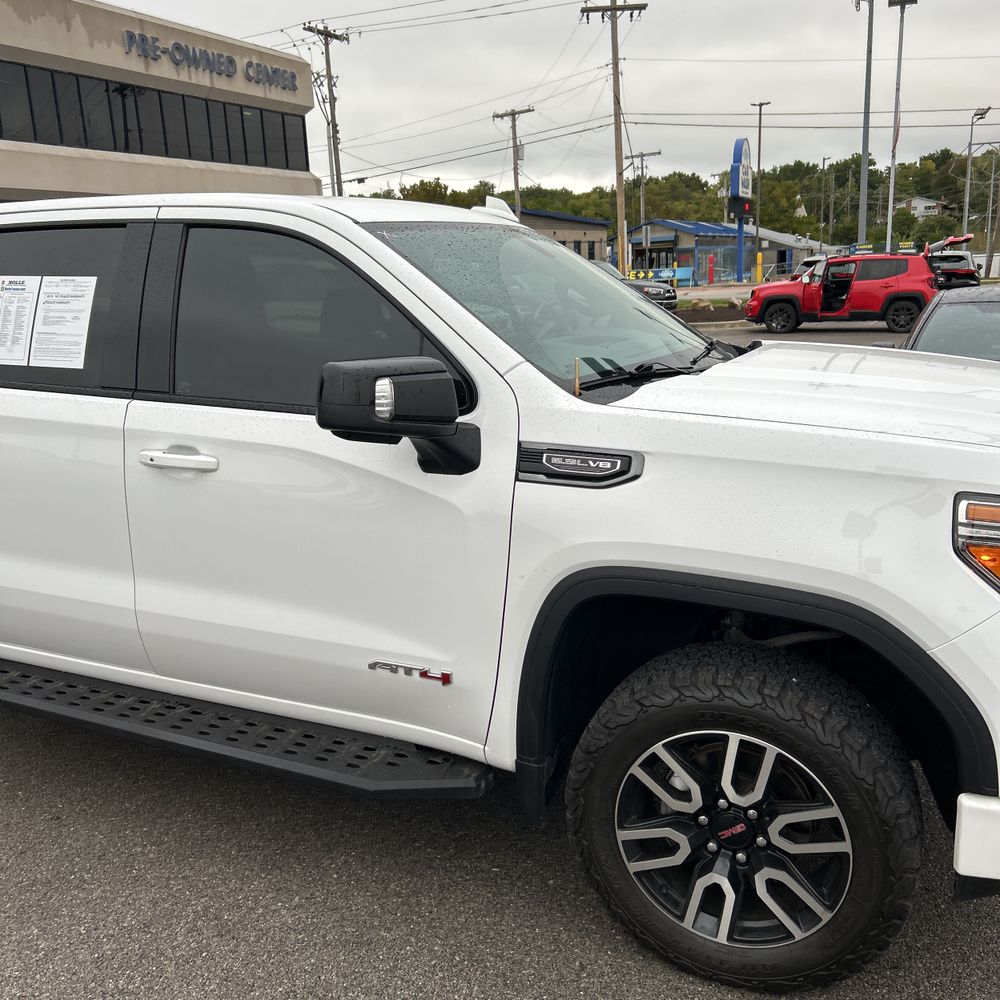 2021 GMC Sierra 1500 AT4