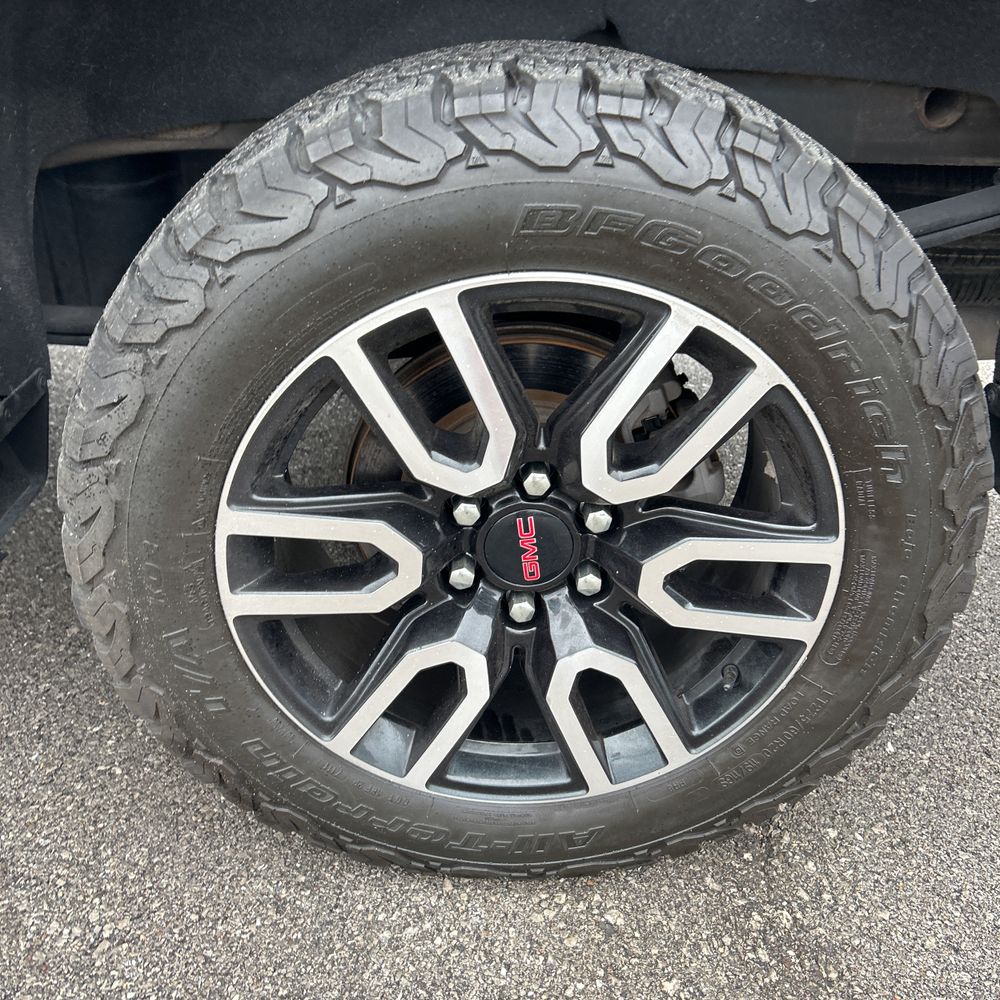 2021 GMC Sierra 1500 AT4
