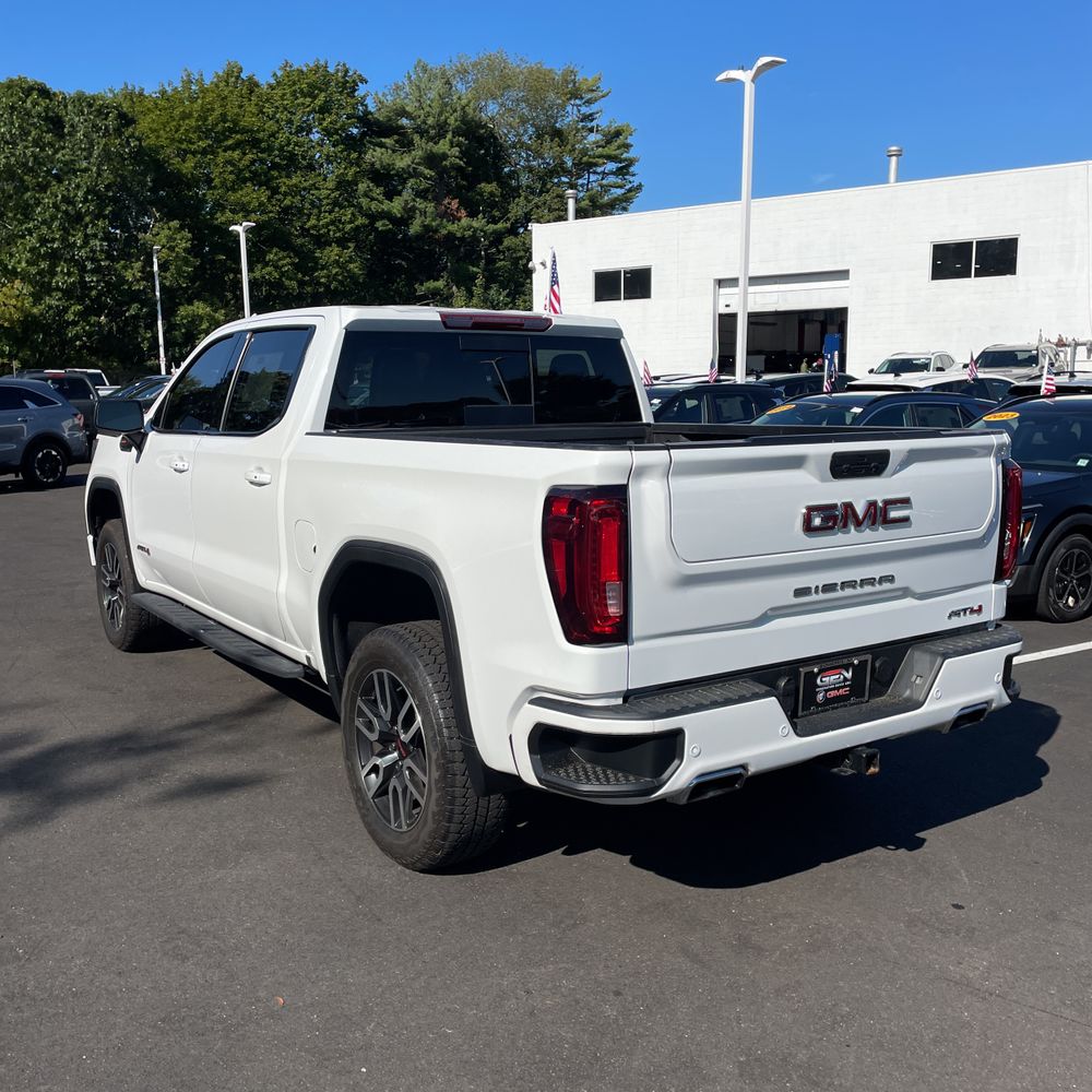 2022 GMC Sierra 1500 Limited AT4